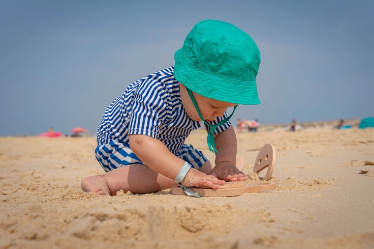 Plezier op het strand en in de zandbak
