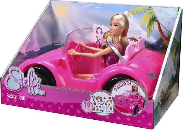 Steffi Love strandauto met pop