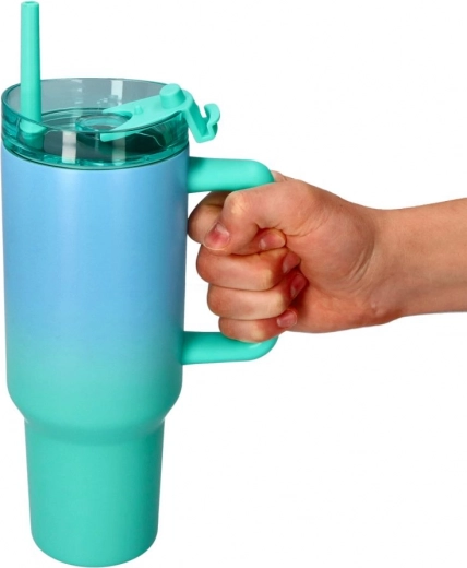 Deksel met rietje en comfortabele handgreep