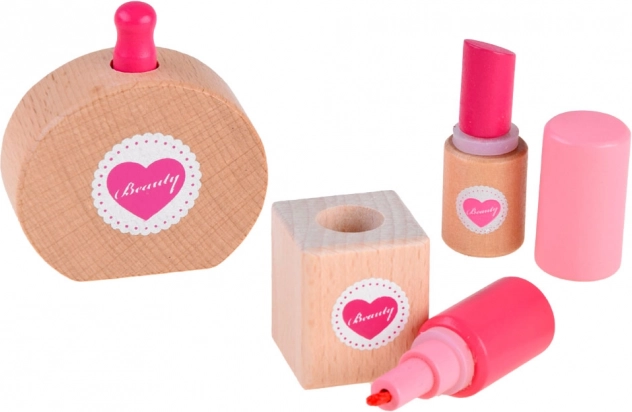 Houten accessoires voor veilig imitatiespel