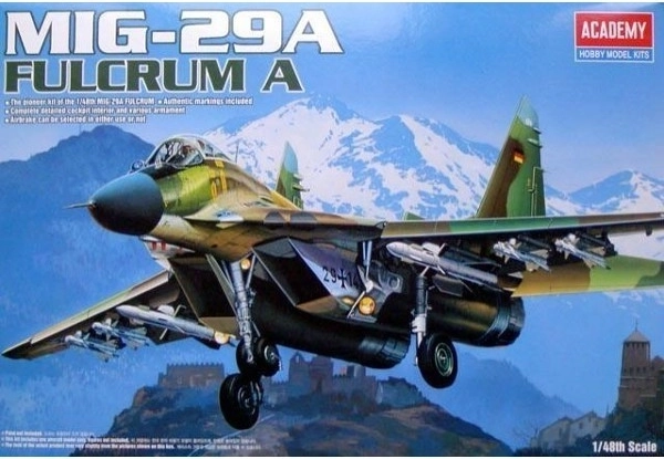 MiG-29A Fulcrum – plastic modelvliegtuig om te lijmen