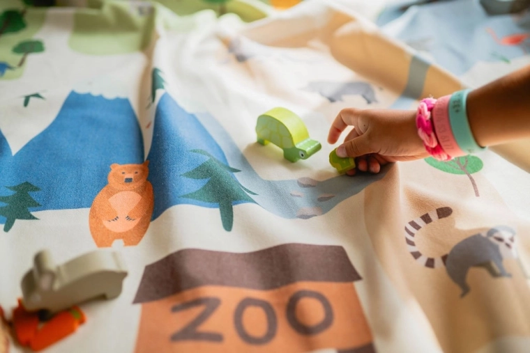 Groot speeloppervlak met ZOO-motief