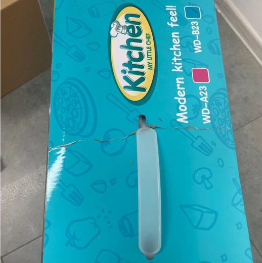 Gootsteen met kraan en accessoires voor opruimen