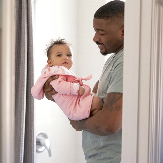 Veilig inwikkelen met vastgemaakte ceintuur