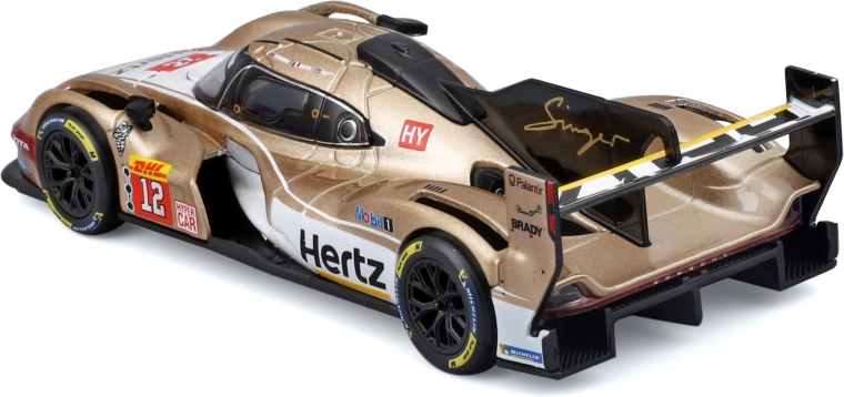 Kwalitatieve afwerking en bewegende wielen