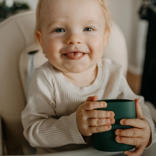 Ergonomische vorm voor het eerste zelfstandig drinken