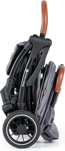 Zelfvouwend en ultracompact – gemakkelijk reizen met één hand