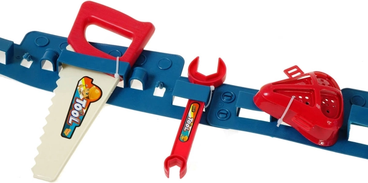 Meerdere soorten plastic gereedschap in één set