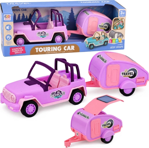 Roze terreinwagen met caravan met geluidseffecten
