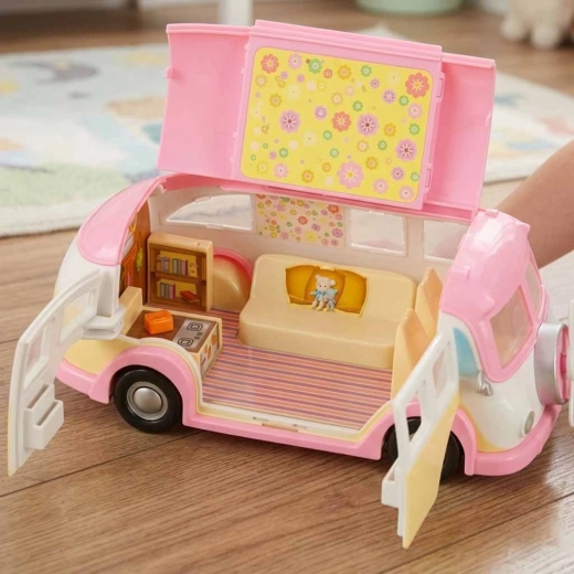 Uitklapbare caravan voor meer speelruimte