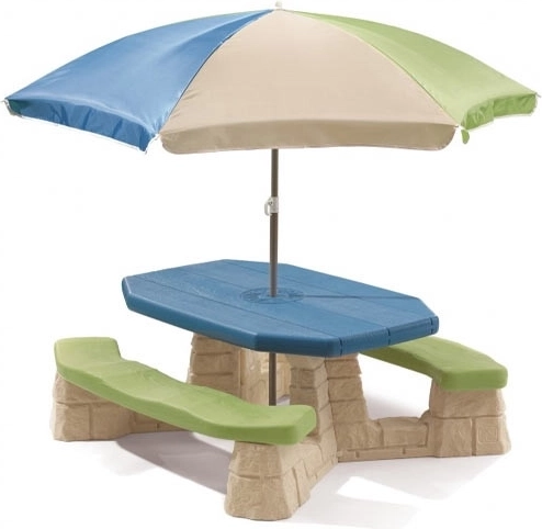 Step2 picknicktafel met parasol en bankjes