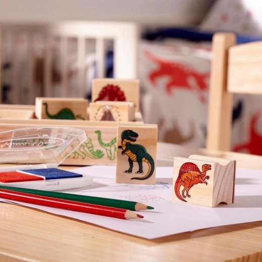 8 houten stempels met dinosaurussen