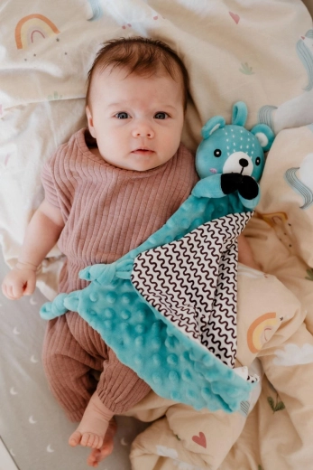 Zacht rammelaartje voor zintuiglijke ontwikkeling