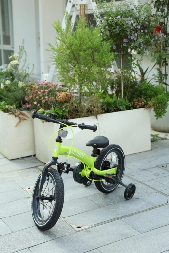 Veilige uitrusting voor kleine fietsers
