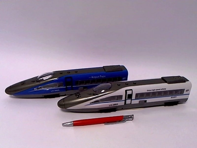 Personentrein met licht en geluid 28 cm - 1 stuk