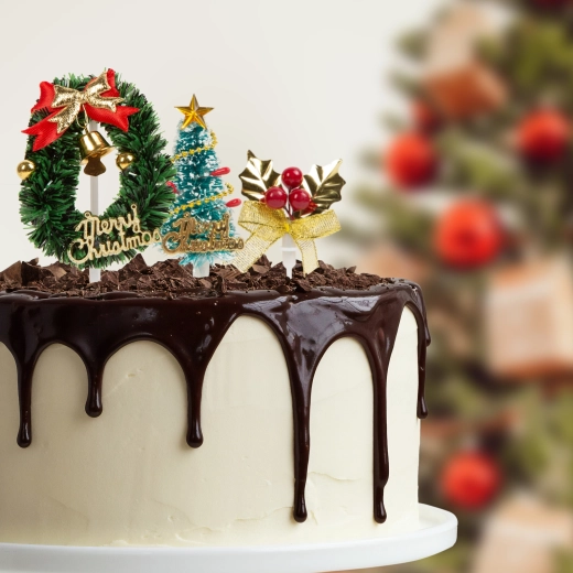 Feestelijke decoratie voor kerstdesserts