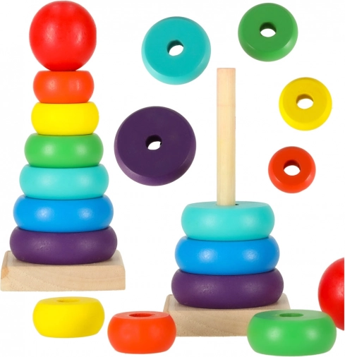 Houten regenboog stapeltoren