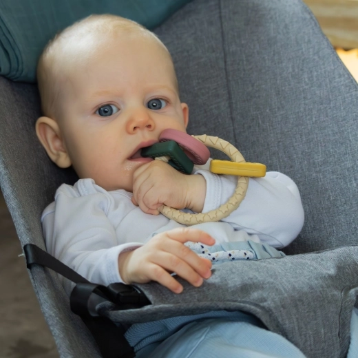 Gemakkelijk vast te houden voor kleine handjes