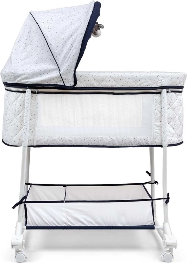 Ademende zijkanten en zicht op de baby