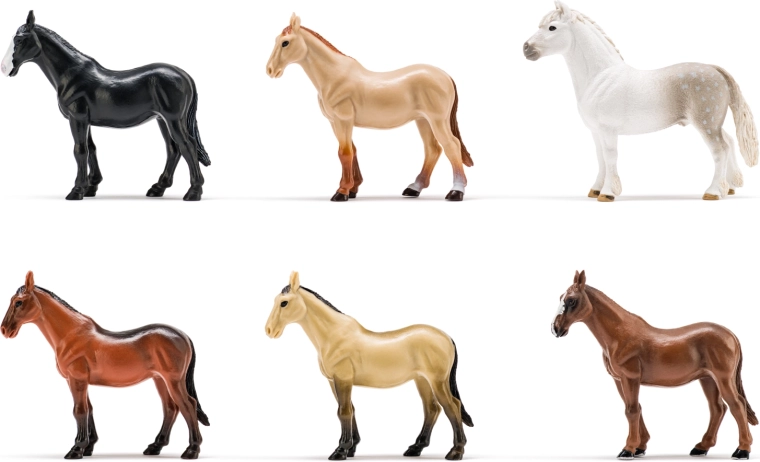Set van 6 realistische paarden