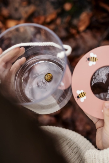 Geïntegreerd vergrootglas voor gedetailleerde observatie