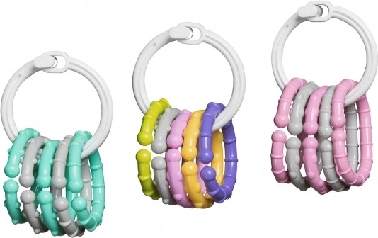 Rammelaar ring met kleurrijke hangers