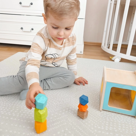 Toren bouwen en balanserend speelplezier