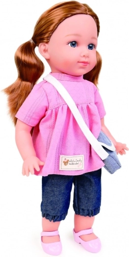 Spreekt en zingt bij het indrukken van het buikje