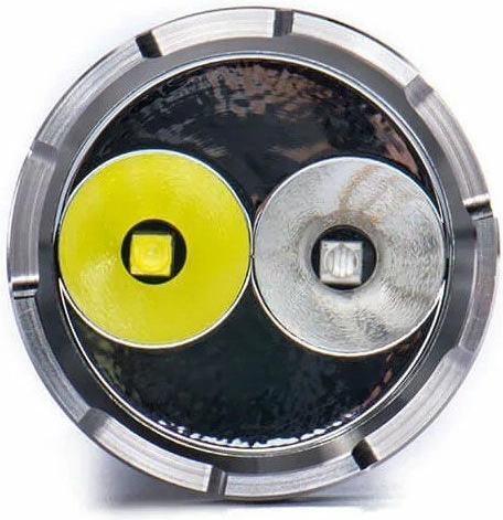 Dubbel licht: wit en UV 365 nm in één