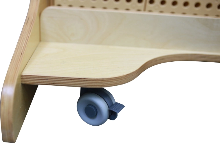 Mobiele constructie op wielen met rem
