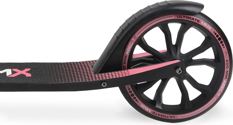 Grote 205 mm wielen en ABEC-7 lagers voor een soepele rit