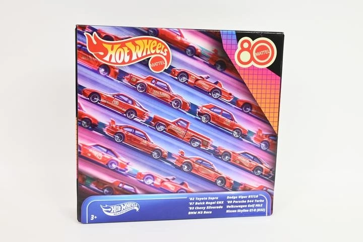 Hot Wheels Silver Series verzamelset met 8 auto's uit de jaren 80 en 90