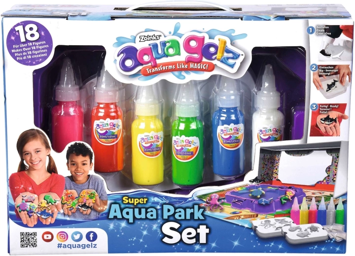 Aquaparkscène om mee te spelen en tentoon te stellen