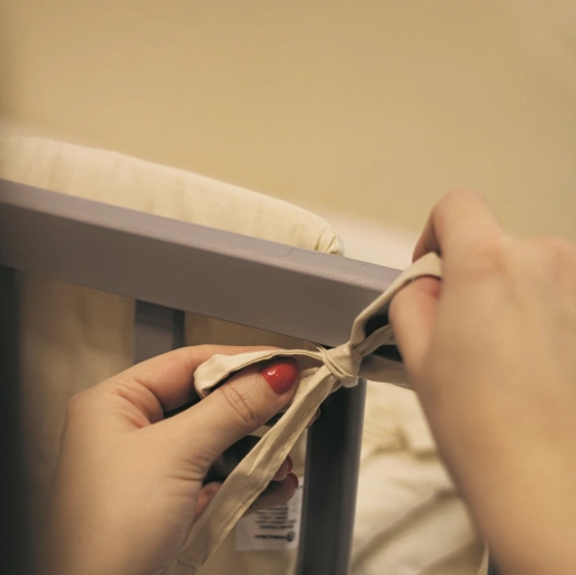 Eenvoudige en stevige bevestiging met linten