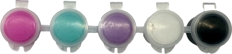 Vijf heldere kleuren in handige potjes