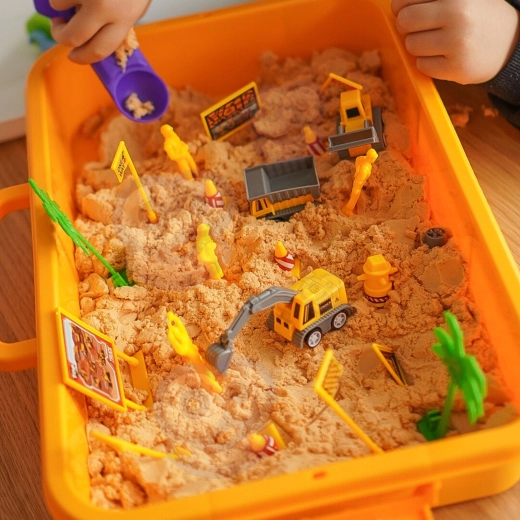 Voertuigen, figuurtjes en borden voor realistisch spel