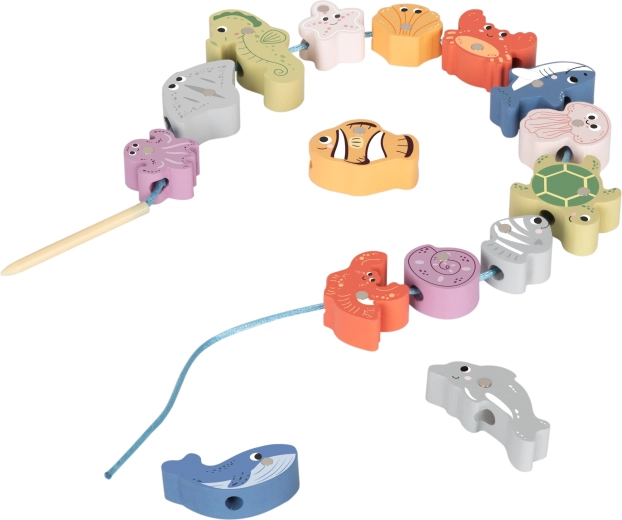 Rijgen van zeethema-vormen voor fijne motoriek