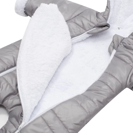 Twee ritsen voor snel aan- en uitkleden en verschonen