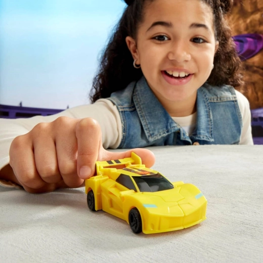 Actief spelen met voertuig en robot