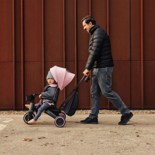 Comfort en bescherming: half-ligstand + kap UPF 50+