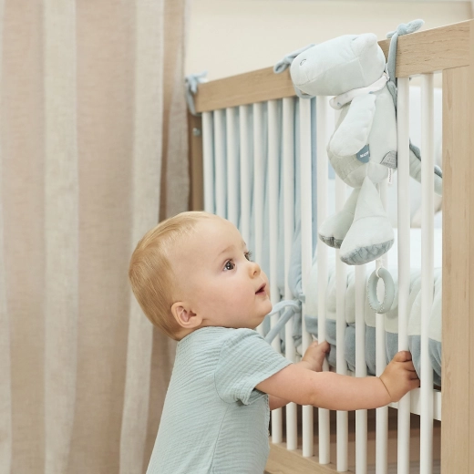 Veilige bevestiging in de babyhoek