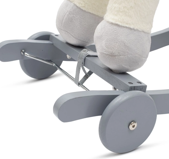 2 in 1: schommelen en rijden op wieltjes