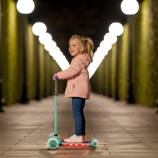 LED-wielen en verlicht deck voor betere zichtbaarheid