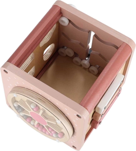 Houten uitvoering in pastelkleuren