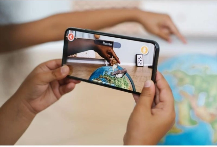 Augmented reality met de IQ GLOBE-app