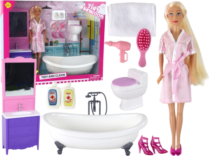 pop in roze badjas met badkamer en accessoires