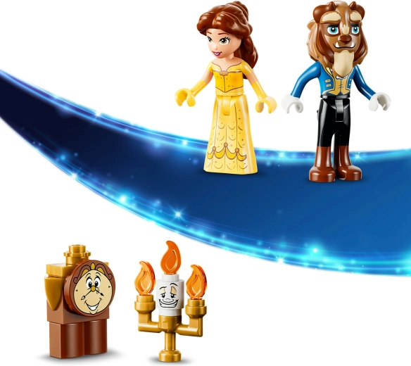 4 personages en magische accessoires