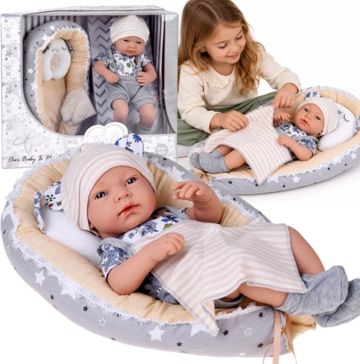 Babypop van 40 cm met babynestje, kussentje en deken