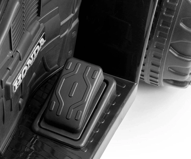 Eenvoudige bediening met pedaal en comfortabel zadel