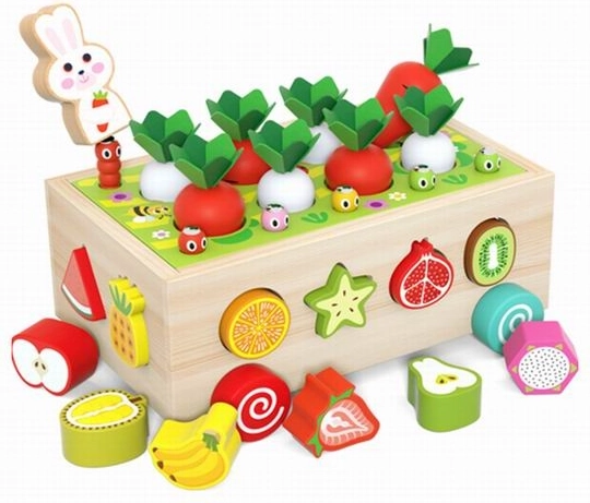 Houten wortel-sorter met wagentje